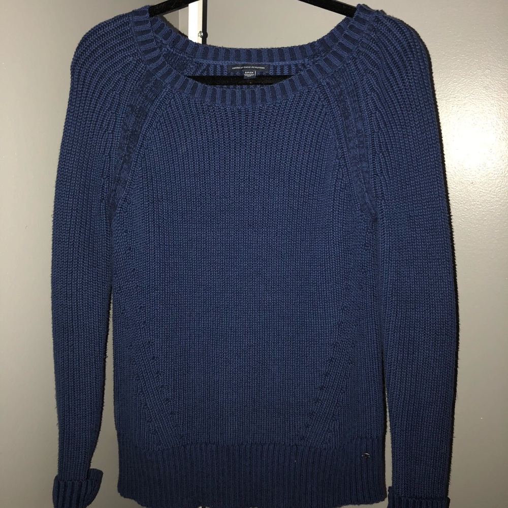 American Eagle sweater